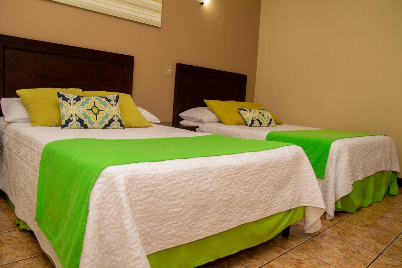 Resort y Parque Acuatico Valle Dorado El Rosario Exterior foto